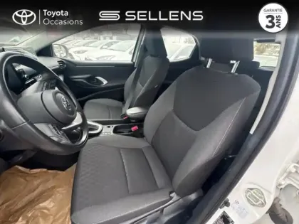 Photo 10 Toyota Yaris  116h Dynamic 5p MY22