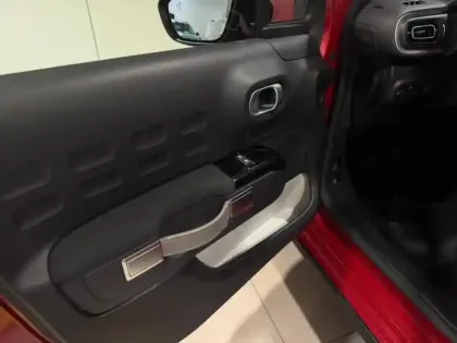 Photo 12 Citroën C3  PureTech 82ch Shine S&S E6.d