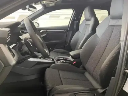 Photo 14 Audi A3 Gén. IV Ph2 S line 5