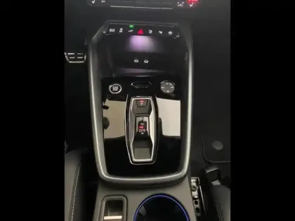 Photo 12 Audi A3 Gén. IV Ph2 S line 5