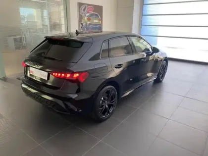 Photo 6 Audi A3 Gén. IV Ph2 S line 5