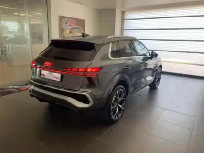 Photo 6 Audi Q3  1.5 e-hybrid 272ch S line S tronic 6