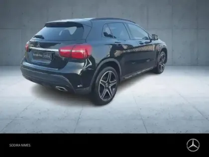 Photo 6 Mercedes GLA  200 d 136ch Fascination 7G-DCT Euro6c