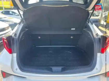 Photo 13 Toyota C-HR  184h Collection 2WD E-CVT MC19