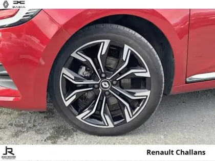 Photo 7 Renault Clio  1.6 E-Tech hybride 140ch Intens -21N