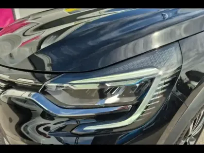 Photo 8 Renault Captur  1.3 TCe 160ch FAP Initiale Paris EDC -21