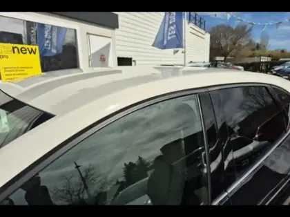 Photo 11 Renault Captur  1.3 TCe 160ch FAP Initiale Paris EDC -21