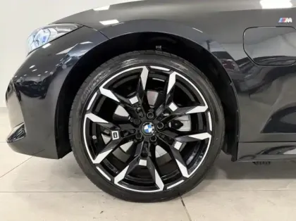 Photo 8 BMW Serie 3 Série 3 330eA xDrive 292ch M Sport