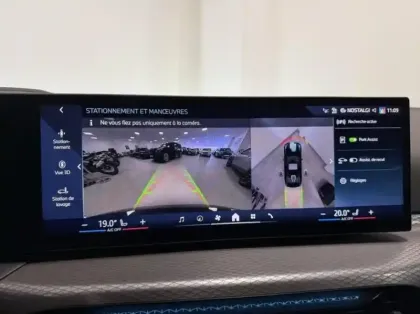 Photo 11 BMW Serie 3 Série 3 330eA xDrive 292ch M Sport