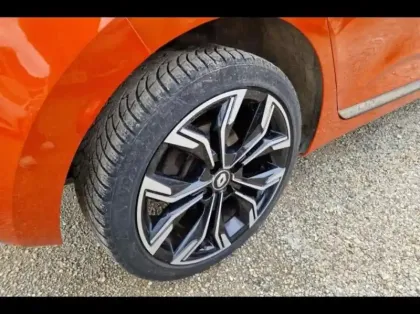 Photo 12 Renault Clio  1.5 Blue dCi 100ch Intens -21N