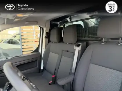 Photo 11 Toyota Proace  Medium 2.2 D-4D 150 Start Pack Confort BVA MY25