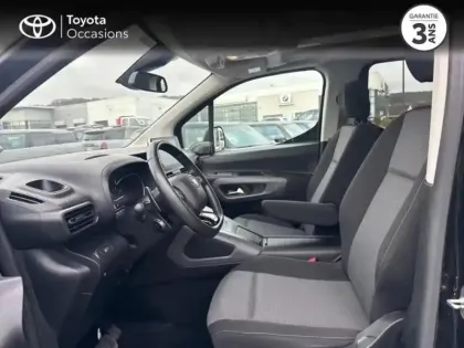 Photo 10 Toyota Proace  CITY Verso Medium 1.2 130 VVT-i Executive BVA RC21