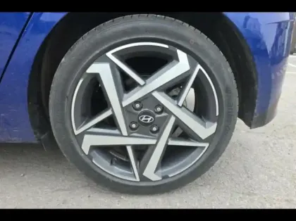 Photo 12 Hyundai I20  1.0 T-GDi 100ch Hybrid Creative