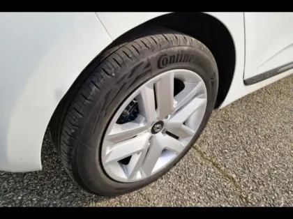 Photo 12 Renault Clio  1.0 Eco-G 100ch Evolution - 24