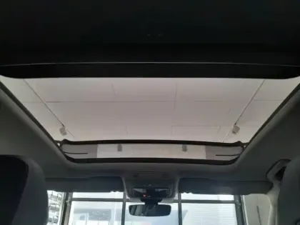 Photo 13 Volkswagen Tiguan  1.5 eTSI 150ch Elegance DSG7