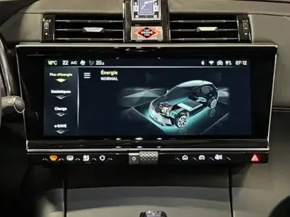 Photo 14 DS DS 7  E-TENSE 4x4 300ch Rivoli