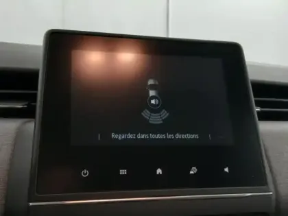 Photo 12 Renault Clio  1.5 Blue dCi 100ch Evolution - 24