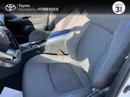 Photo 10 Toyota C-HR  122h Graphic 2WD E-CVT MC19