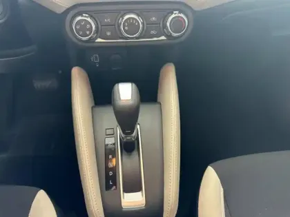 Photo 13 Nissan Micra  1.0 IG-T 92ch Made in France Xtronic