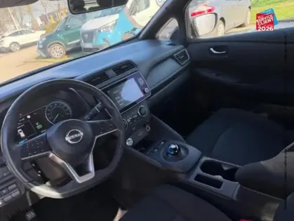 Photo 14 Nissan Leaf  150ch 40kWh Acenta 22