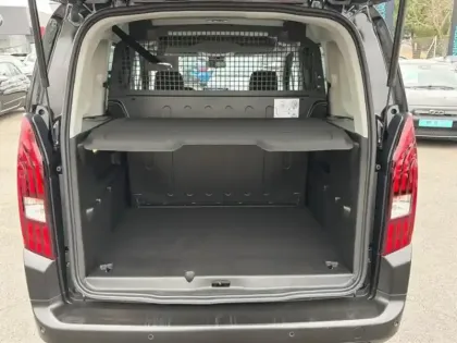 Photo 5 Peugeot Rifter  -.5 BlueHDi 130ch S&S ALLURE 5 places N1