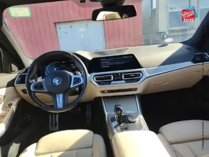 Photo 14 BMW Serie 3 Série 3 Touring 330eA xDrive 292ch M Sport