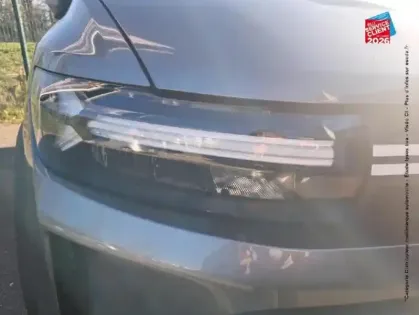 Photo 12 Dacia Duster  1.8 hybrid 155ch Journey