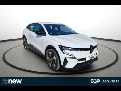 Photo 7 Renault Megane Gén. V (BCB) Ph1 Equilibre 5