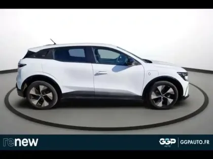 Photo 6 Renault Megane Gén. V (BCB) Ph1 Equilibre 5