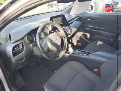 Photo 29 Toyota C-HR  122h Design 2WD E-CVT RC18