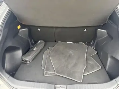 Photo 12 Toyota Yaris  Cross 116h Design MY22