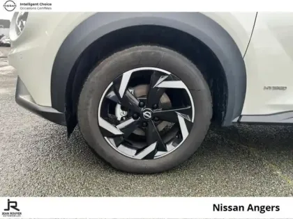 Photo 7 Nissan Juke  1.6 Hybrid 143ch N-Connecta