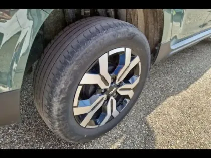 Photo 12 Dacia Duster  1.5 Blue dCi 115ch  Journey + 4x2