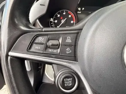 Photo 14 Alfa Romeo Stelvio  2.2 Diesel 210ch Lusso Q4 AT8