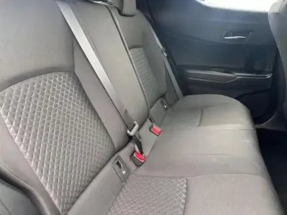 Photo 9 Toyota C-HR  2.0 Hybride 184ch Dynamic Ultimate E-CVT