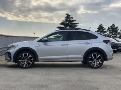 Photo 6 Volkswagen Taigo  1.0 TSI 116ch R-Line Edition DSG7