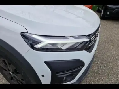 Photo 14 Dacia Jogger  1.0 ECO-G 100ch SL Extreme+ 5 places