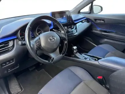 Photo 8 Toyota C-HR Gén. I Ph1 Graphic 5