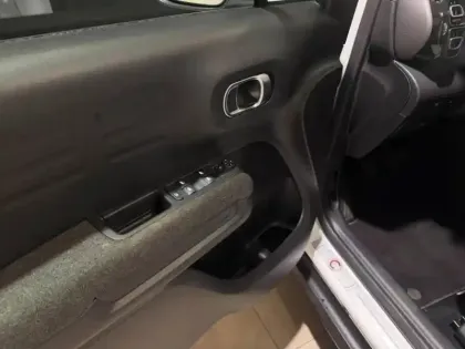 Photo 14 Citroën C3 Aircross  BlueHDi 110ch S&S C-Series