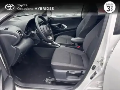 Photo 10 Toyota Yaris  116h Dynamic 5p MY22