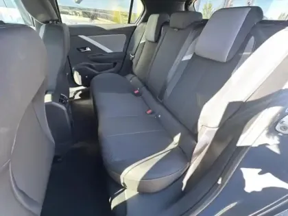 Photo 13 Opel Astra Gén. VI Ph2 Business 5