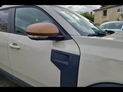 Photo 7 Dacia Duster  1.6 hybrid 140ch Extreme