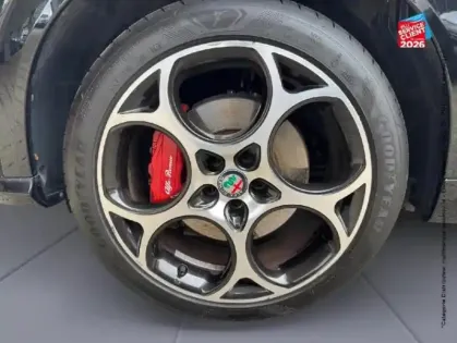 Photo 9 Alfa Romeo Tonale  1.5 Hybrid 160ch Ti TCT