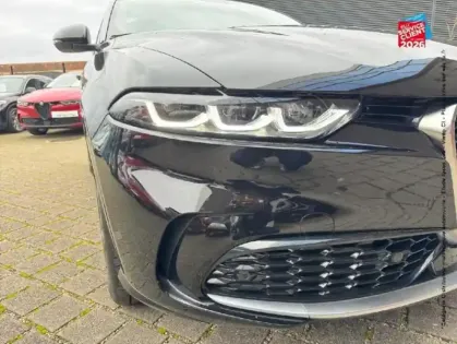 Photo 12 Alfa Romeo Tonale  1.5 Hybrid 160ch Ti TCT