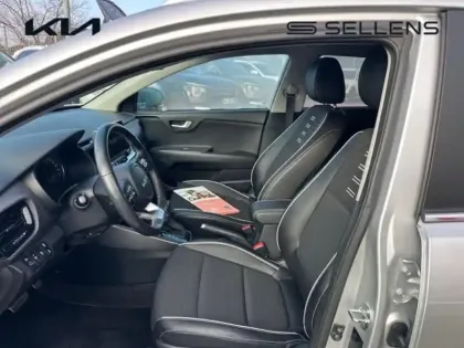 Photo 10 Kia Stonic  1.0 T-GDi 120ch MHEV GT Line DCT7