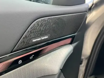 Photo 11 BMW Serie 5 Gén. VII (G61) Ph1 M Sport 5