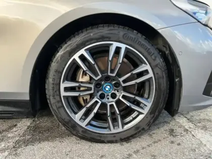 Photo 9 BMW Serie 5 Gén. VII (G61) Ph1 M Sport 5