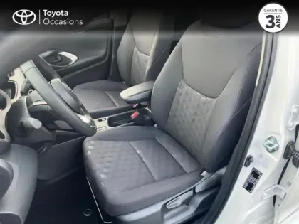 Photo 8 Toyota Yaris  116h Dynamic 5p MY25
