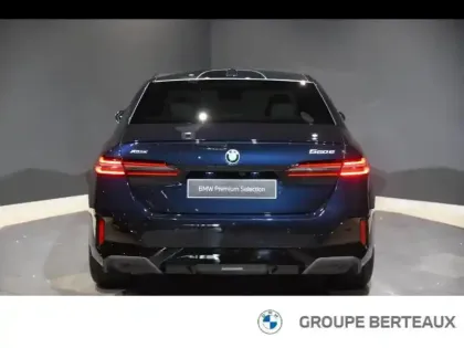 Photo 6 BMW Serie 5 Série 5 550e 489ch M Sport xDrive