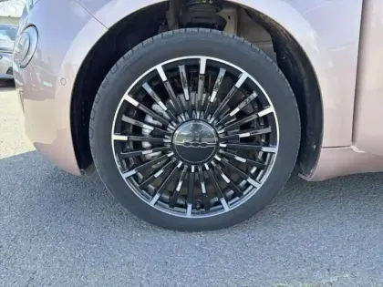 Photo 10 Fiat 500  e 118ch La Prima MY23